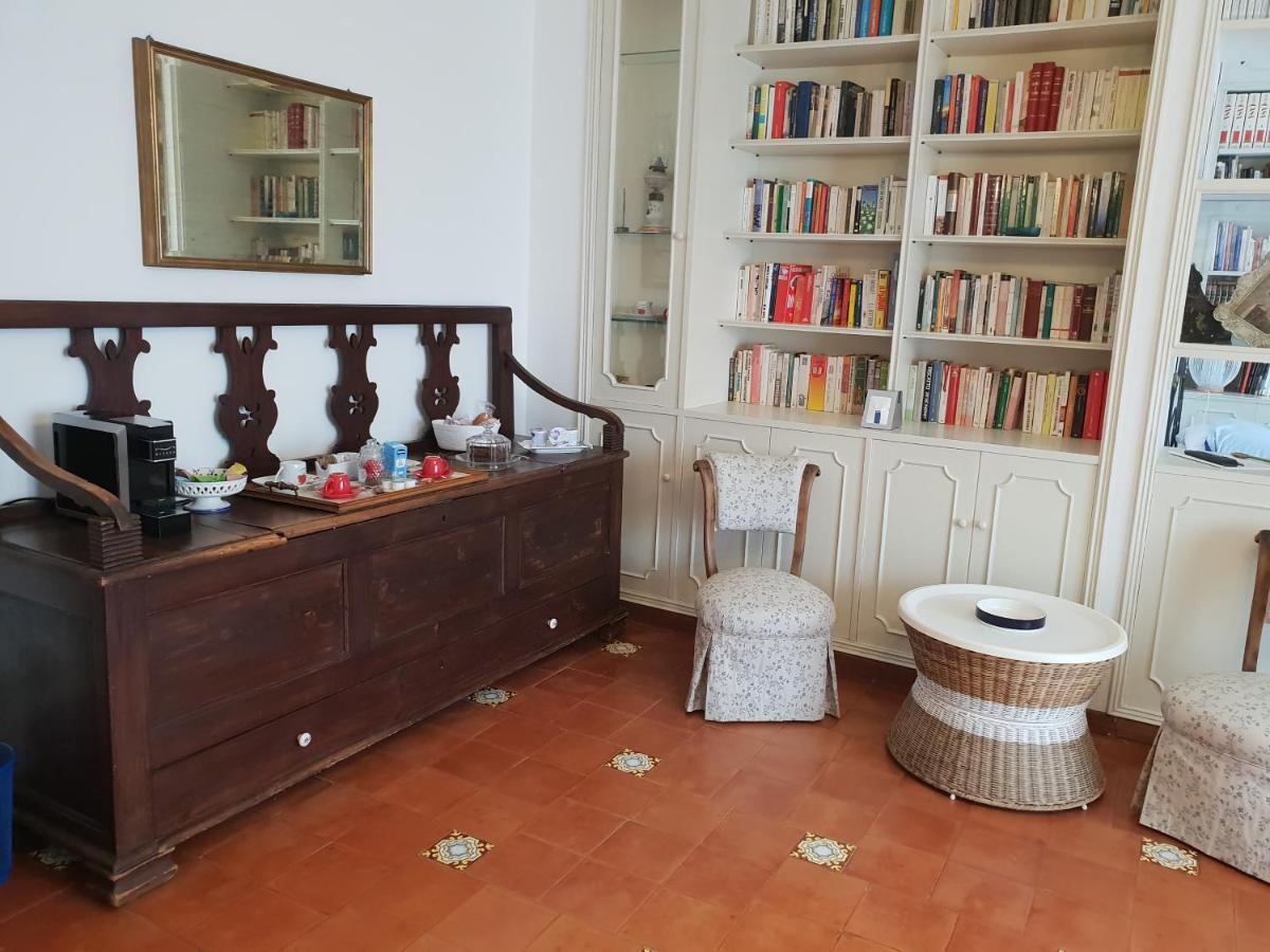 מלון סאסארי La Terrazza Di Anna מראה חיצוני תמונה