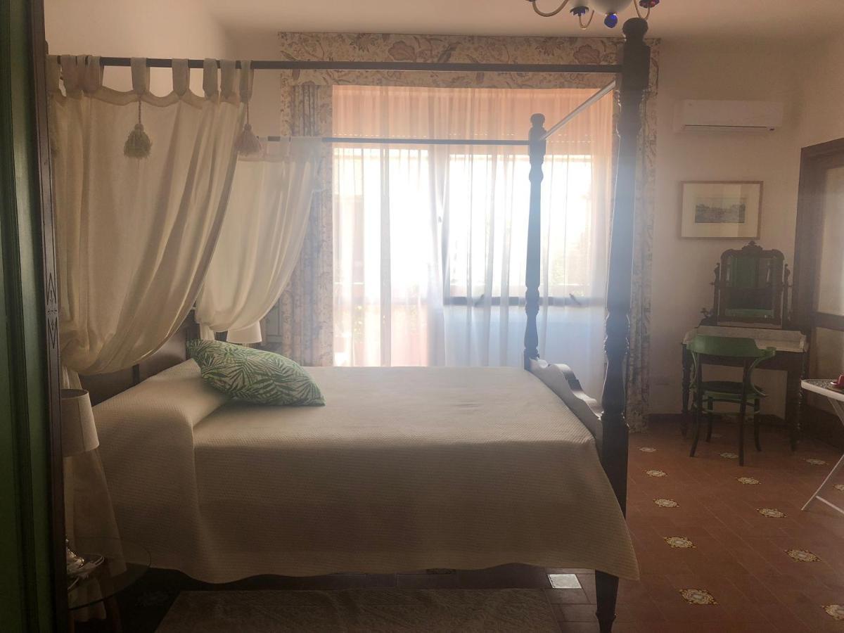 מלון סאסארי La Terrazza Di Anna מראה חיצוני תמונה